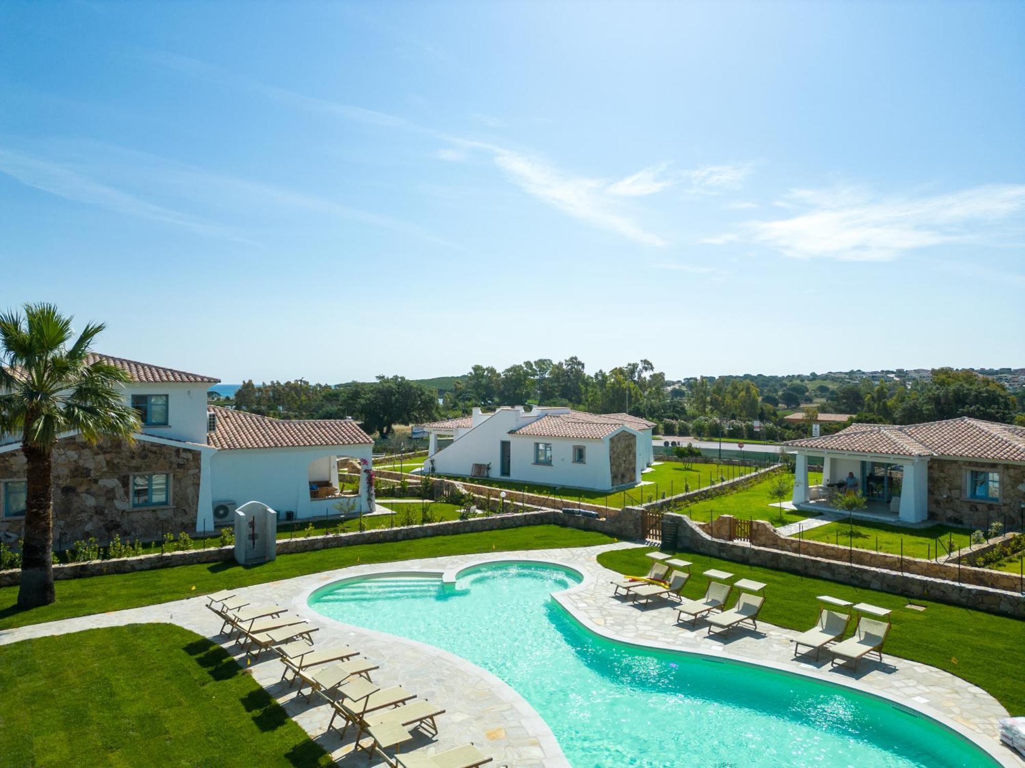 Aparthotel Enaja - Luxury Retreat Budoni Zewnętrze zdjęcie