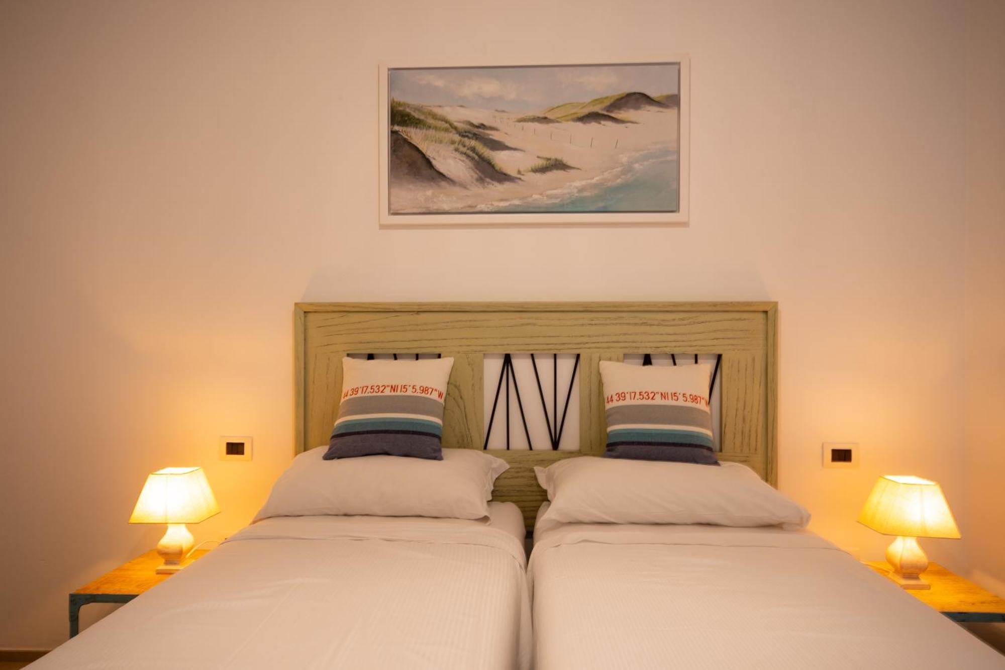 Aparthotel Enaja - Luxury Retreat Budoni Pokój zdjęcie